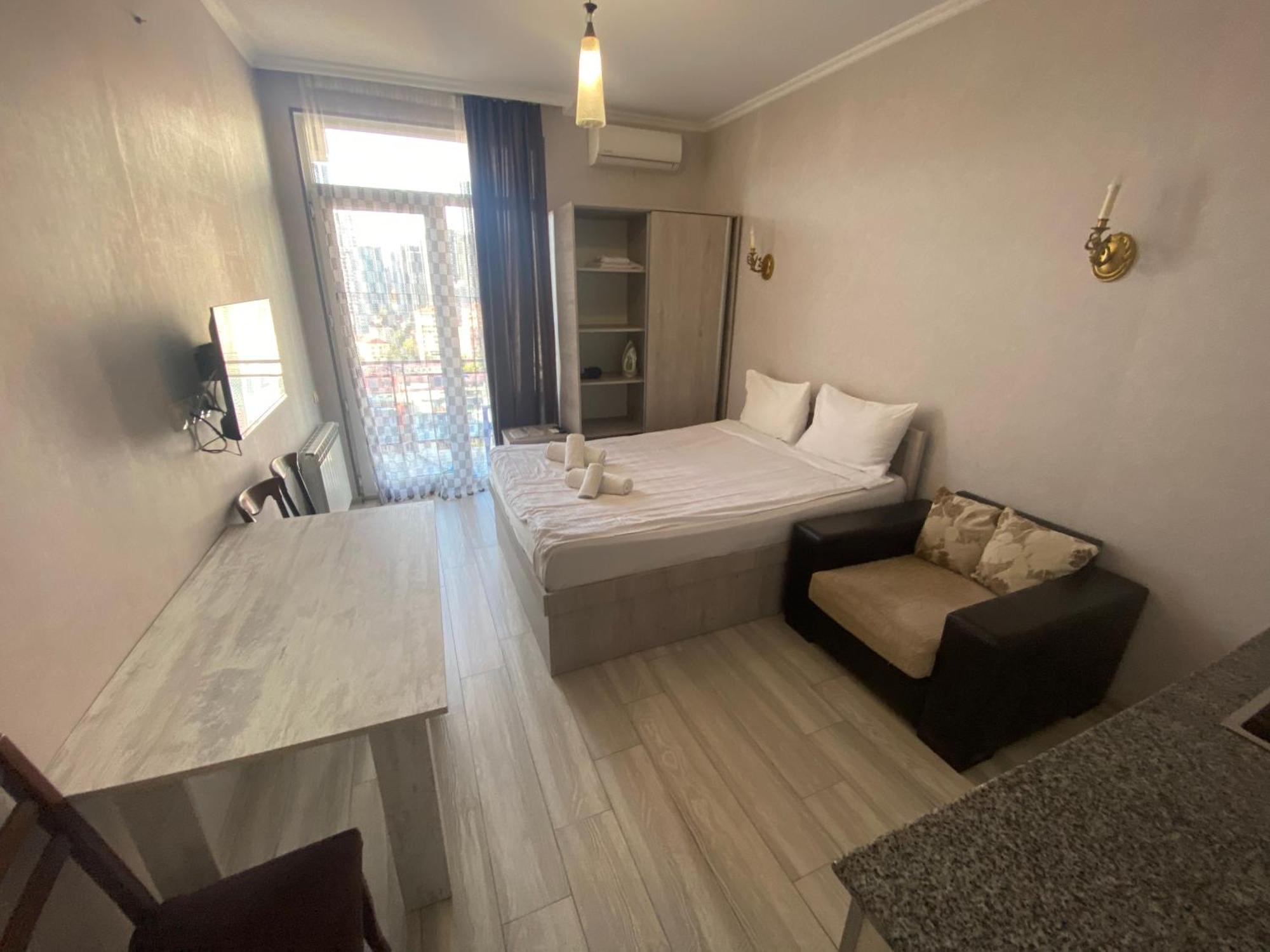 Apartment - Nino Batoumi Extérieur photo